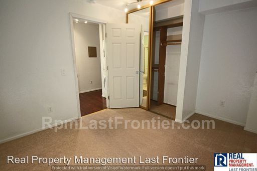 Building Photo - 211 McCarrey St