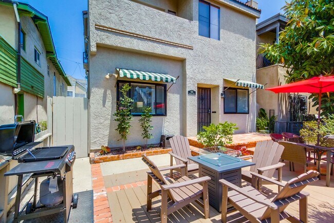 Foto del edificio - 824 Island Ct