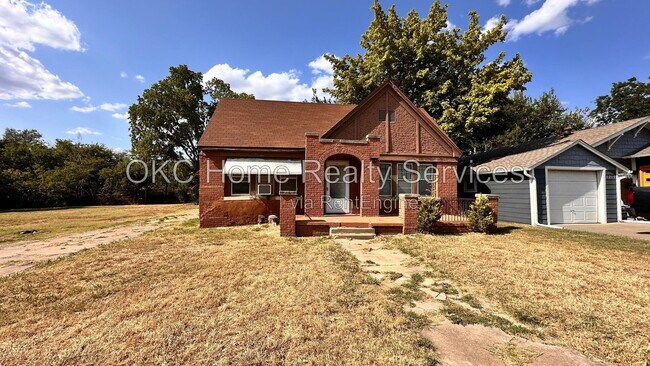 Building Photo - 1223 NW 45th St