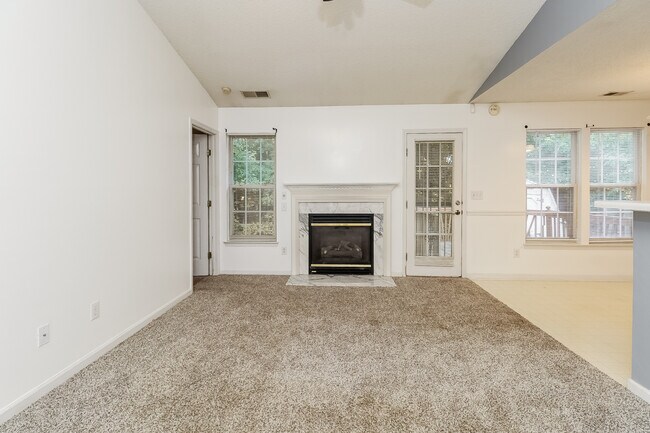 Building Photo - 9207 Amy Dr