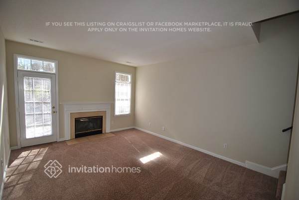 Building Photo - 6010 River Lake Cir