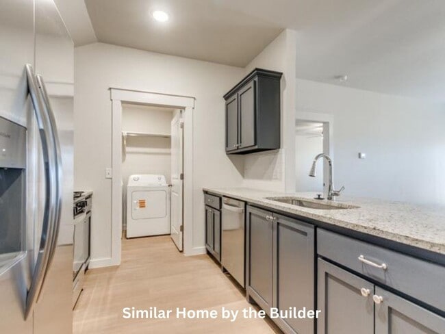 Building Photo - Move-In Ready & Brand-New 3-Bed Home - Prime Guthrie Location