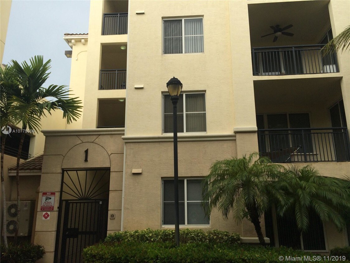 1 Renaissance Way Unit 221, Boynton Beach, FL 33426 Condo for Rent in