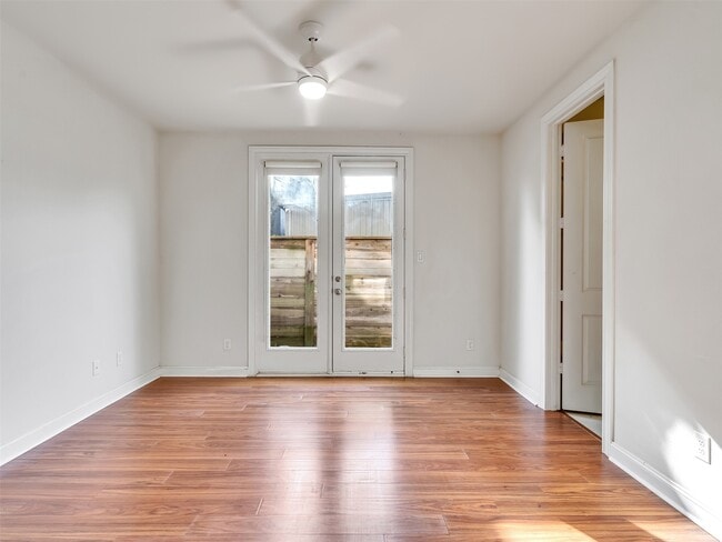 Building Photo - 2309 Hadley St