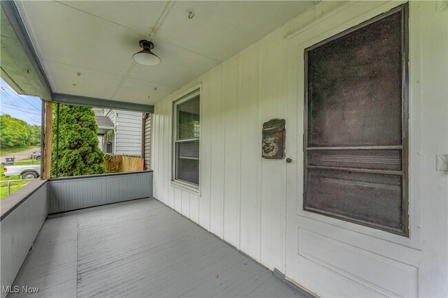 Building Photo - 1274 Welsh Ave