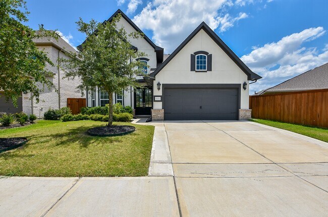 Building Photo - 18251 Winding Willow Oak Way