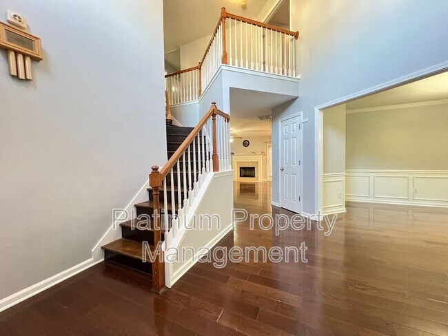 Building Photo - 791 Glenns Farm Way
