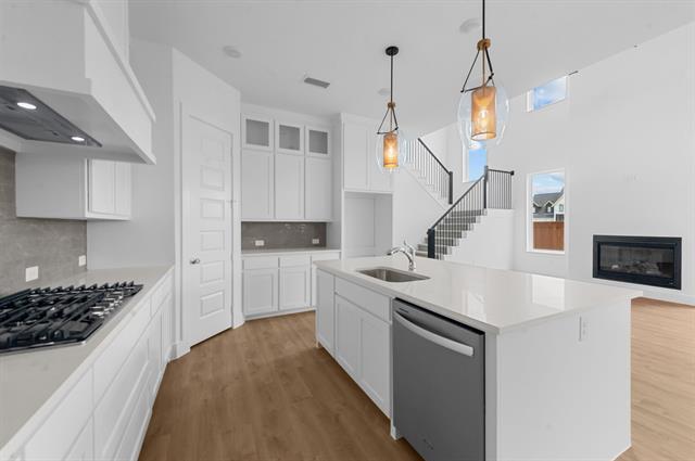 Foto del edificio - 3541 Wardie Pl