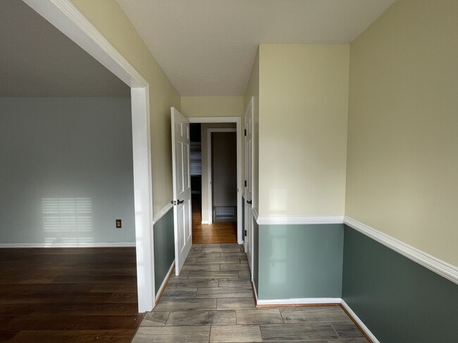 Photo - 270 Londonberry Rd House