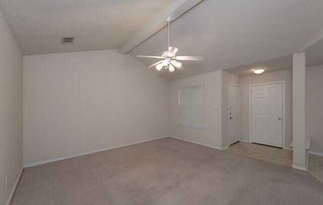 Building Photo - 1001 Crepe Myrtle Ct