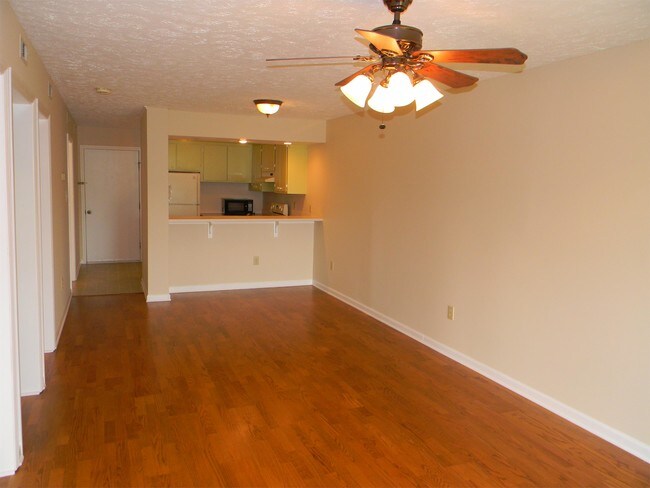 Building Photo - 35930 Haven Dr