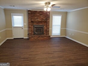 Building Photo - 104 Mockingbird Dr
