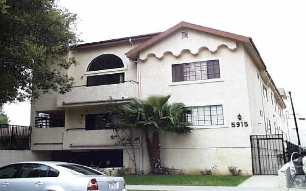 Primary Photo - 5915 Cedros Ave