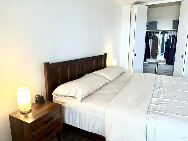 Foto del edificio - 201 St Pauls Ave