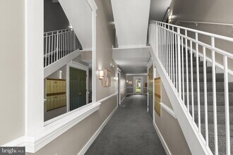 Building Photo - 9150 Gracious End Ct