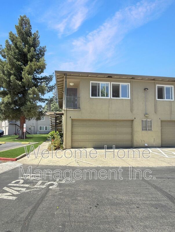 Building Photo - 1037 Mohr Ln