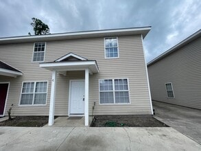 Building Photo - 1803 Hickory Ave