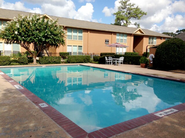 Building Photo - 11902 Barwood Bend Dr