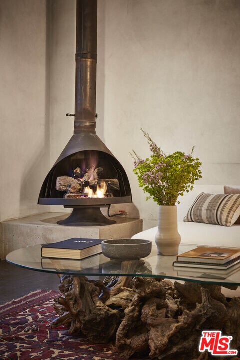 Foto del edificio - 701 Palms Blvd