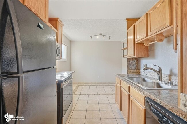 Foto del edificio - Charming 2BD/1BA Condo