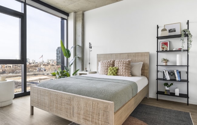 Photo - 200 N Elizabeth St Apartment