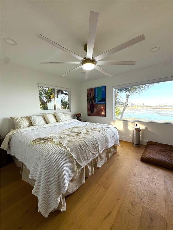 Foto del edificio - 377 22nd Ave SE