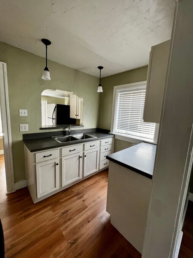 Foto del edificio - Single family home in Bremerton.