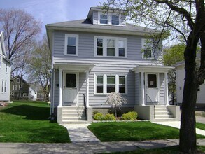 Building Photo - 133 Cottage St