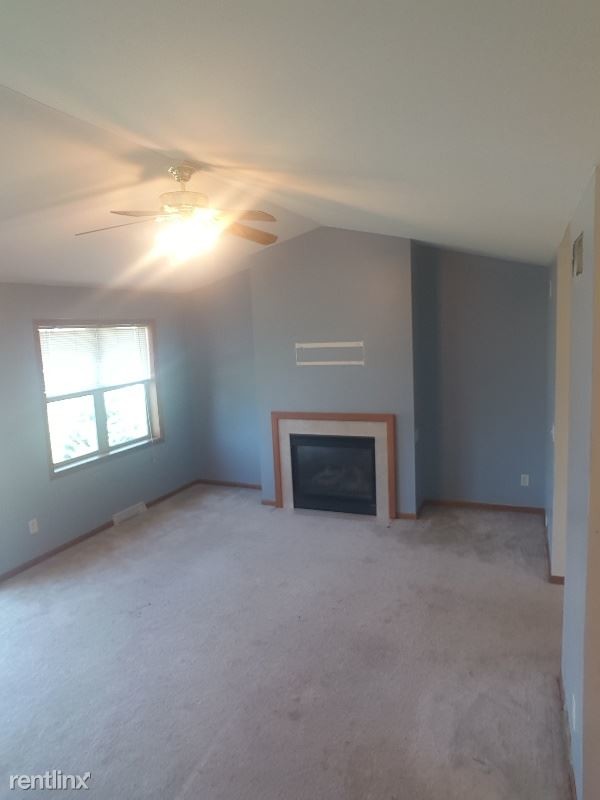 Building Photo - 4 br, 2 bath Apartment - 120 paradise cir