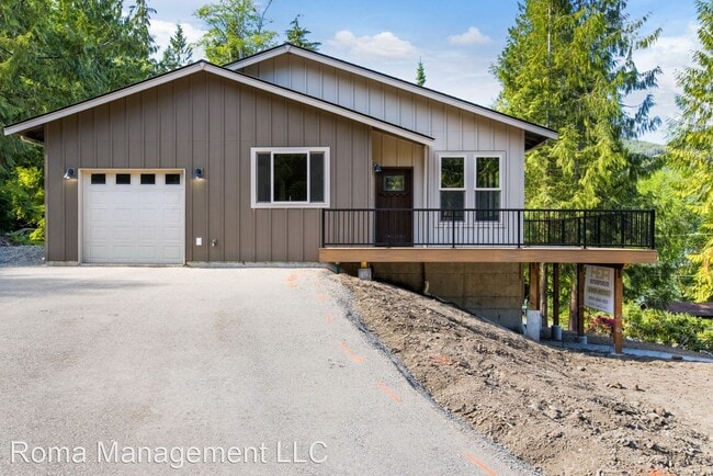 Building Photo - 425 W Lake Samish Dr