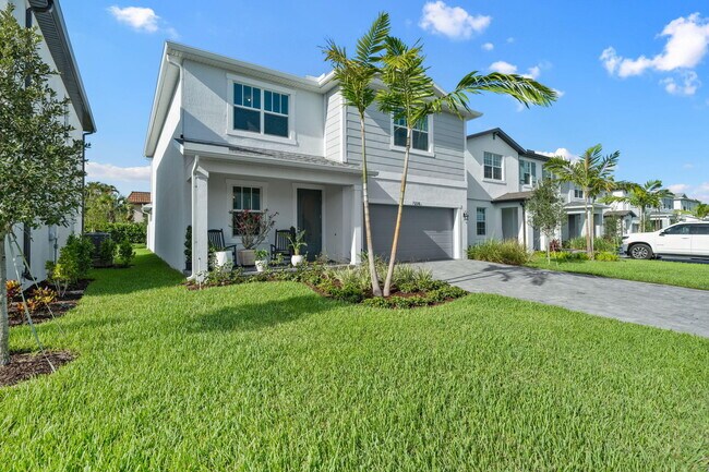 Building Photo - 7274 Lenora Ln