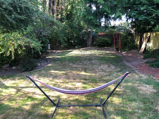 Backyard - 312 NE 95th St