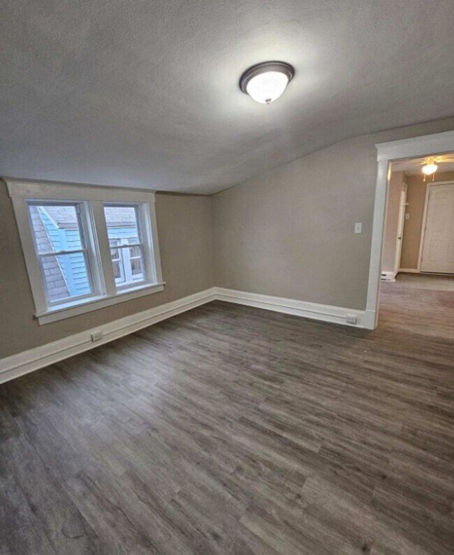 Foto del edificio - 273 New Hancock St