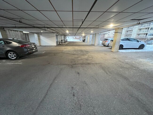 Foto del edificio - 295 W Wyoming Ave