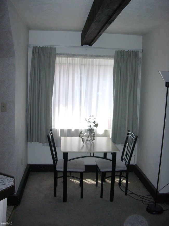 Foto del edificio - 745 S Millvale Ave