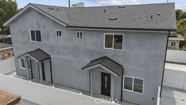 Foto del edificio - 15836 Eccles St