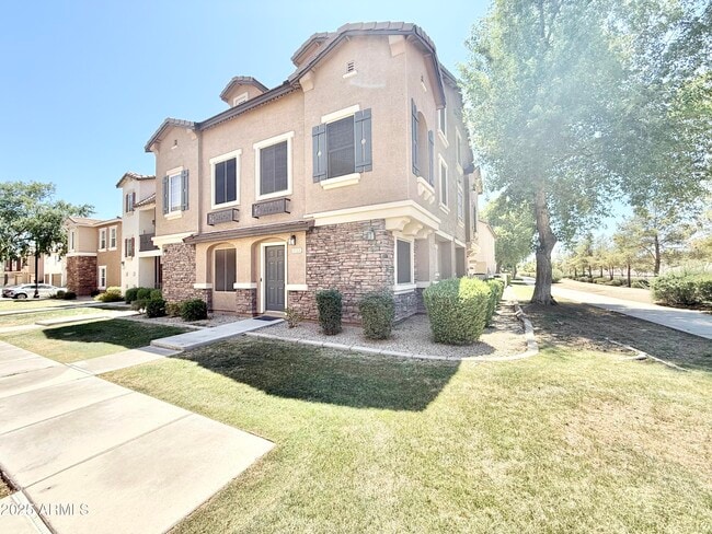 Foto del edificio - 4144 E Jasper Dr