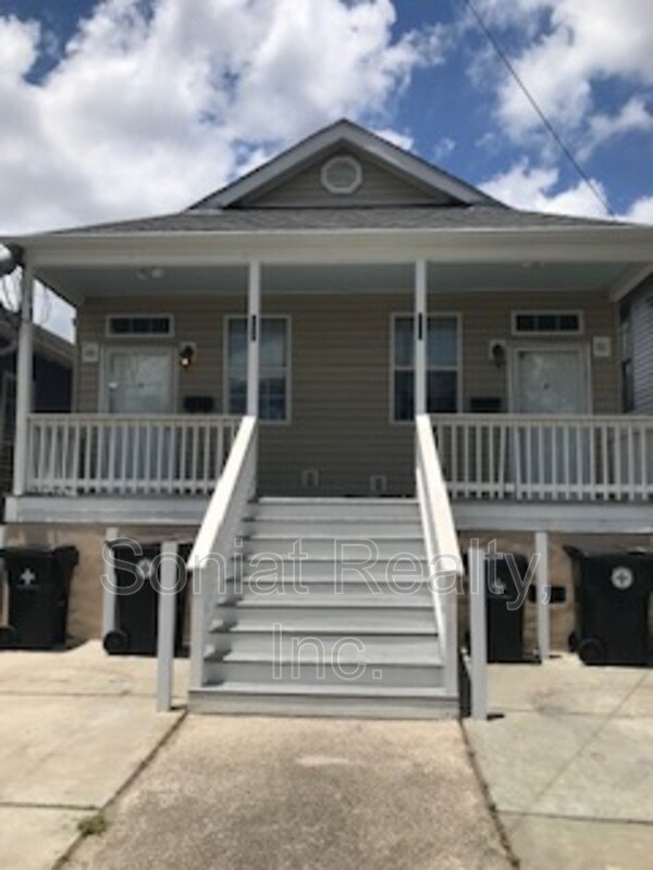 Building Photo - 511 S Solomon St