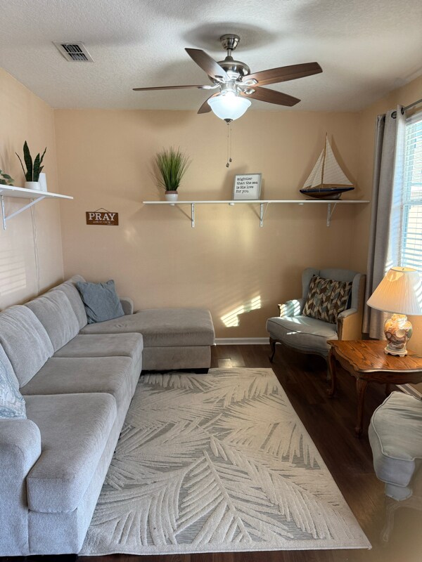 Foto del edificio - 95062 Cheswick Oaks Dr