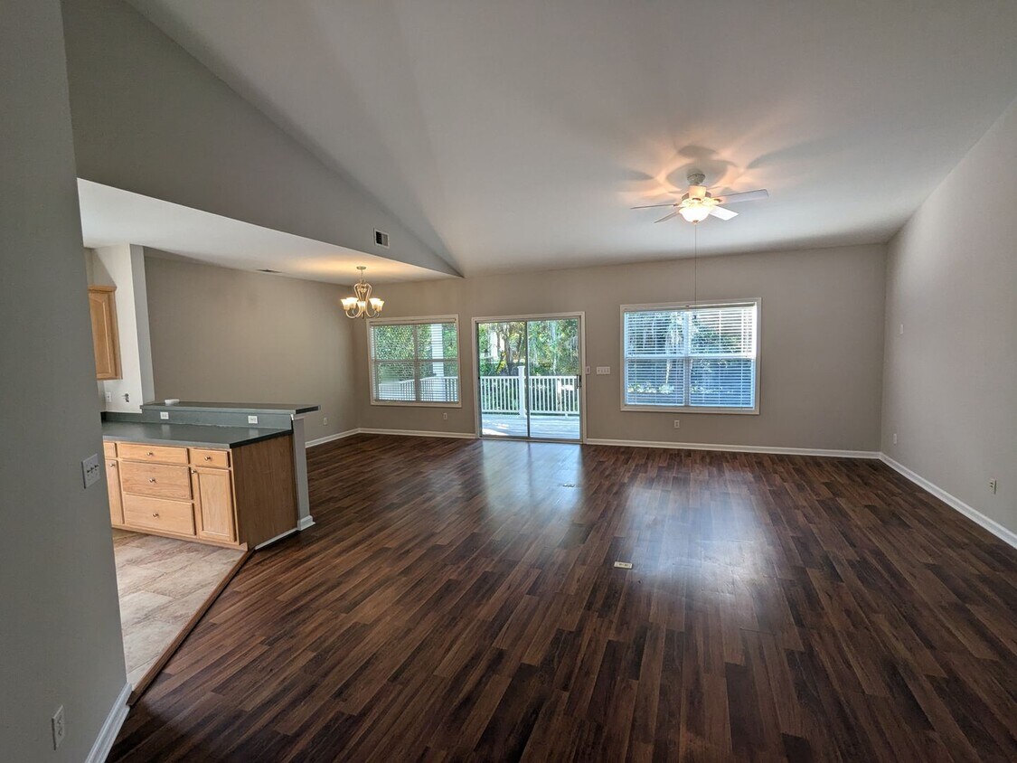 9 Paddington Ln Unit B, Bluffton, SC 29910 Room for Rent in Bluffton