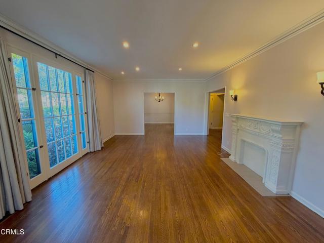 Foto del edificio - 590 S Oakland Ave