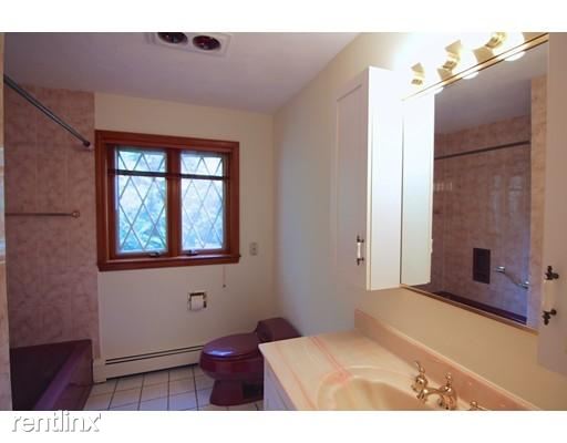 Building Photo - 177 Faneuil St