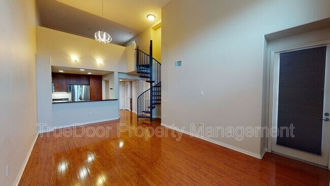 Foto del edificio - 12688 Chapman Ave