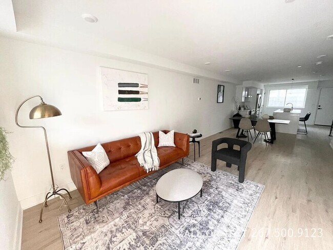 Building Photo - 2605 E Boston St