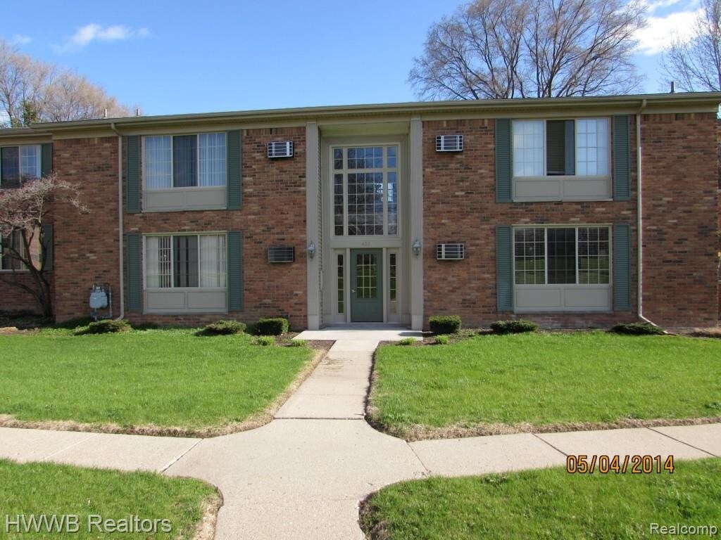436 Romeo St Unit 325, Rochester, MI 48307 Condo for Rent in