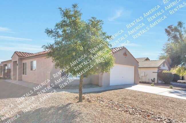 Foto del edificio - Gorgeous remodeled home in serene setting