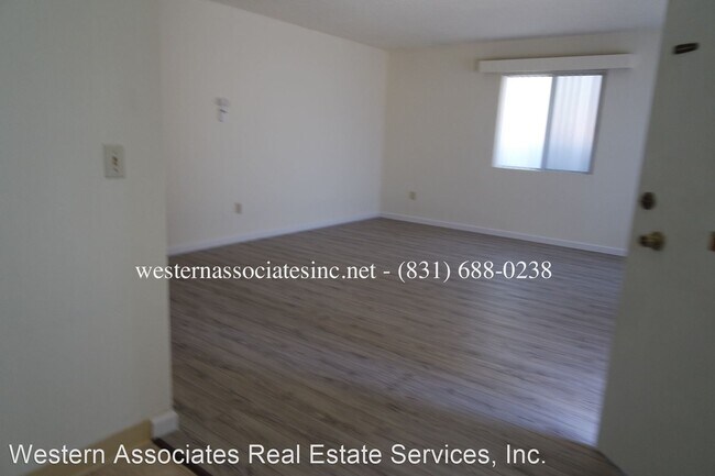 Building Photo - 800 24th Ave
