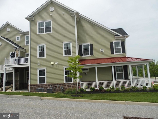 Building Photo - 201 Pound Ln