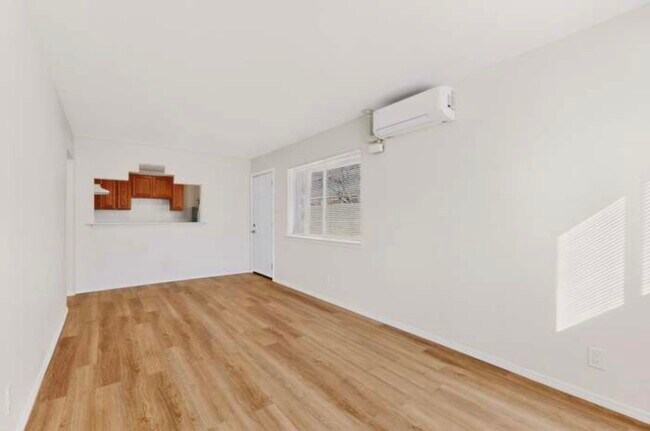 Foto del edificio - 8316 Trumbull Ave SE