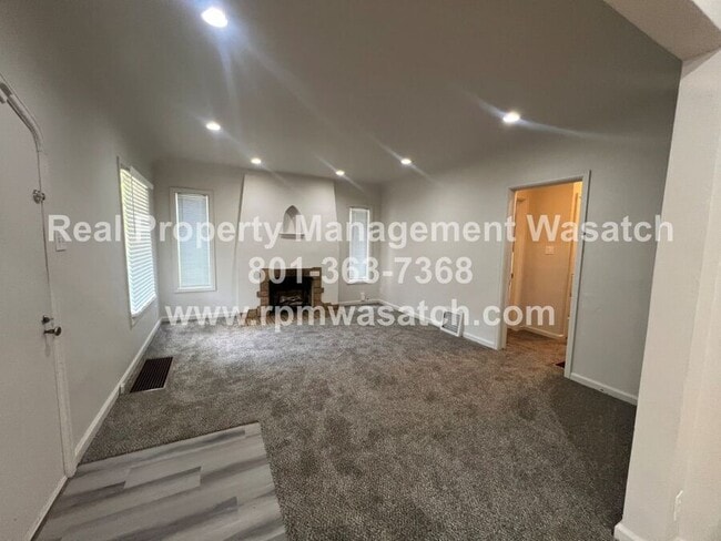 Building Photo - 1105 S 700 E